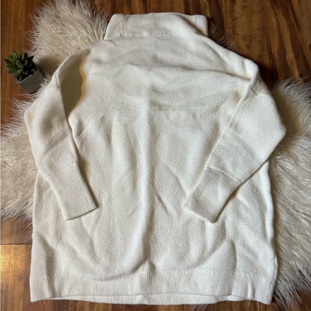 Free People White Sweater - Picture 6 of 6